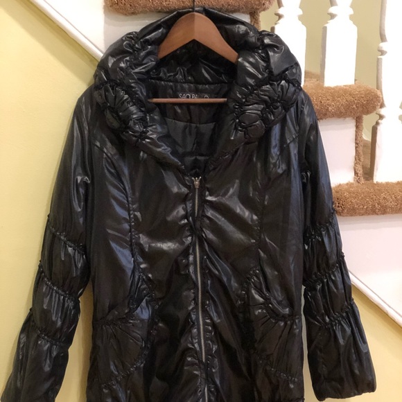 🔥🔥Sao Paulo Contemporary European puffer coat. - Picture 3 of 6